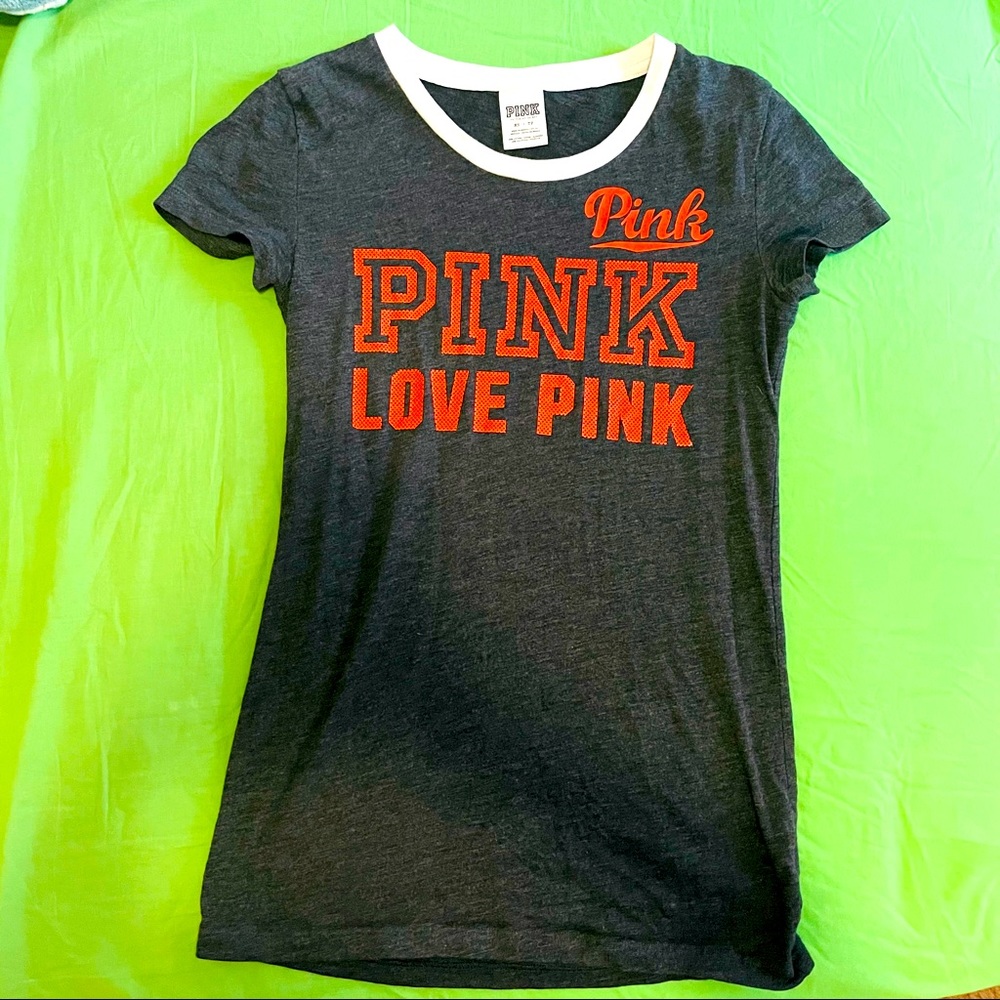 Pink t-shirt